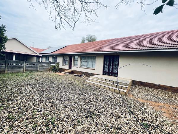 6 Bedroom House