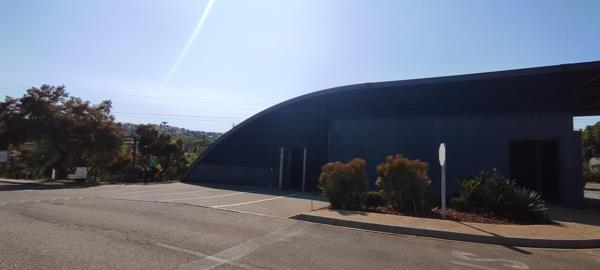 10 000  m² Office Space