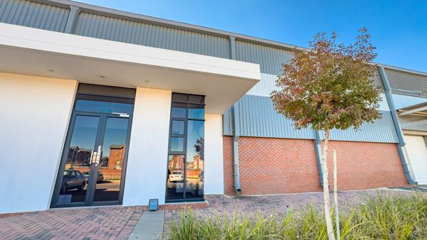 1 224  m² Commercial space