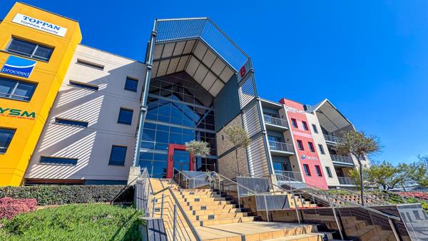 441.2  m² Office Space