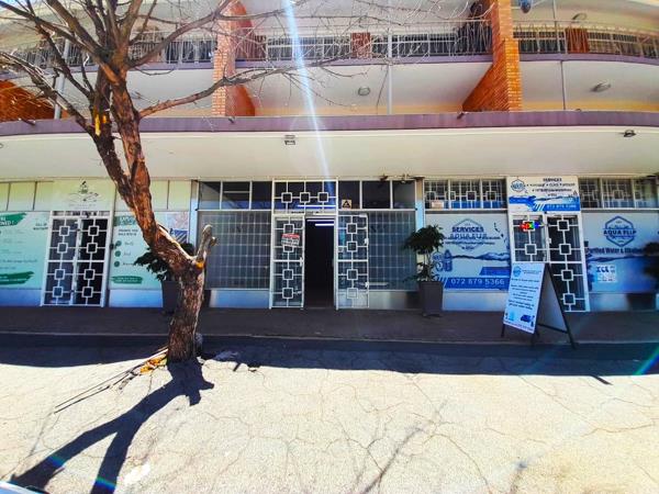 498  m² Commercial space