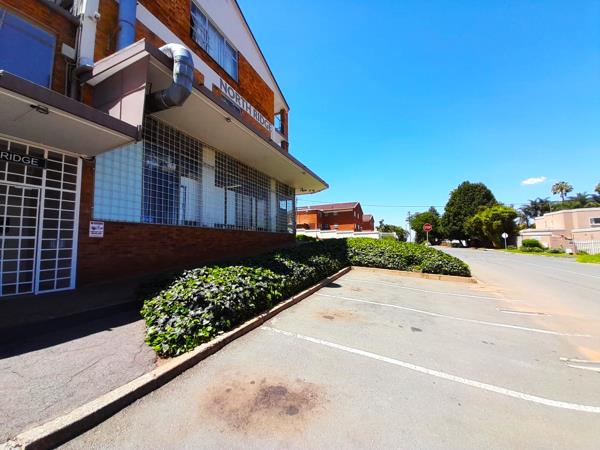 498 m² Commercial space