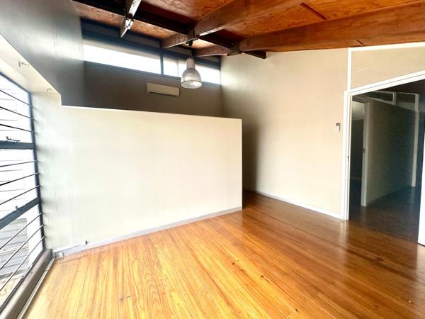 108  m² Commercial space