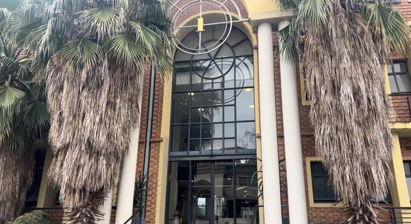 61  m² Office Space