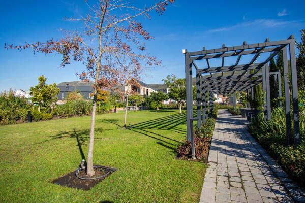 629 m² Land
