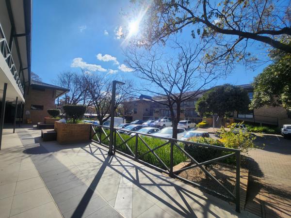 70.1  m² Commercial space