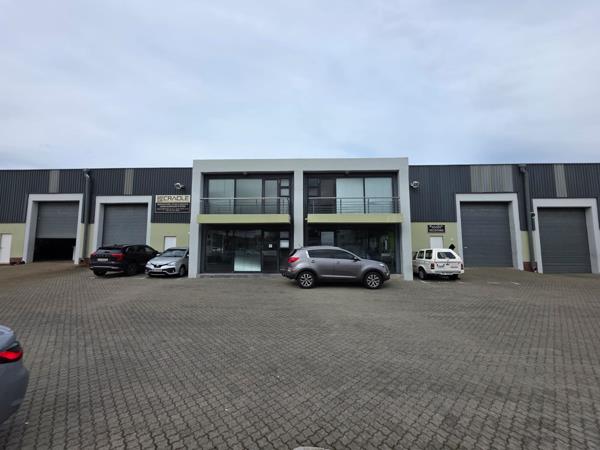 548  m² Industrial space