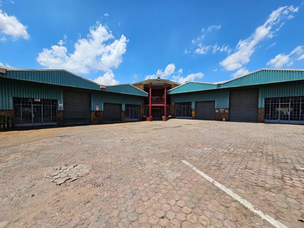 1 100 m² Industrial space