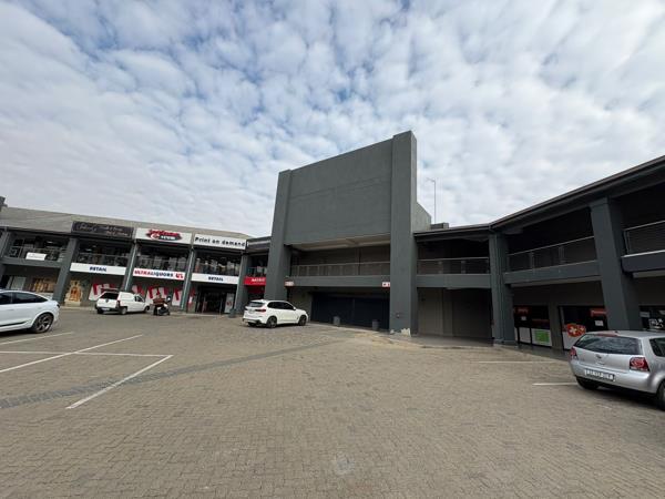 1 221 m² Commercial space