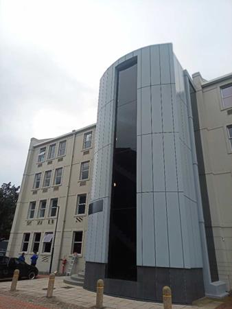 1 715  m² Office Space