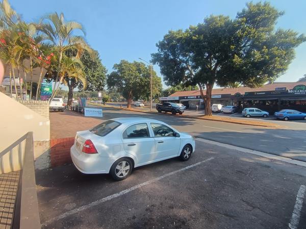 142  m² Retail Space