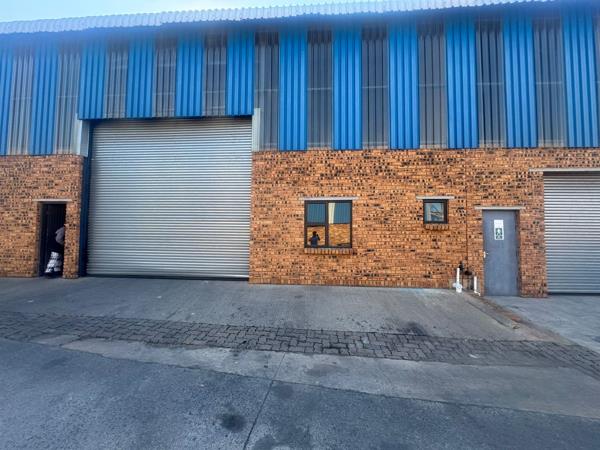 250  m² Industrial space