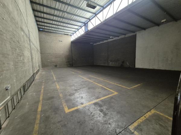358  m² Industrial space
