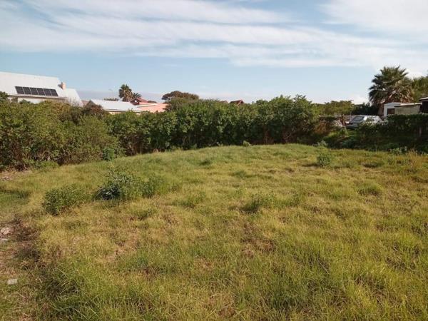 840 m² Land