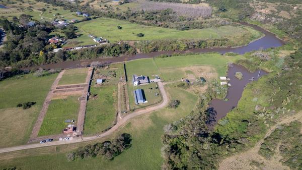 8 840 m² Smallholding