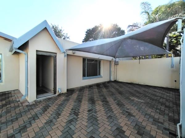 385  m² Commercial space