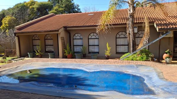 5 Bedroom House