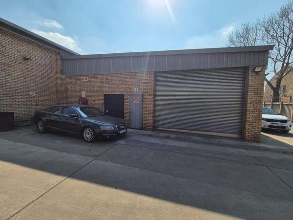 244 m² Industrial space