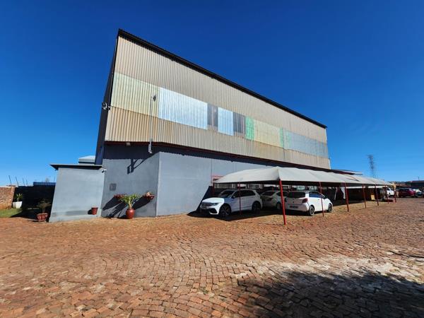 659  m² Industrial space