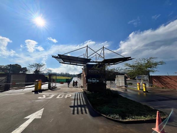 180  m² Industrial space