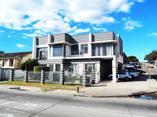 430  m² Commercial space