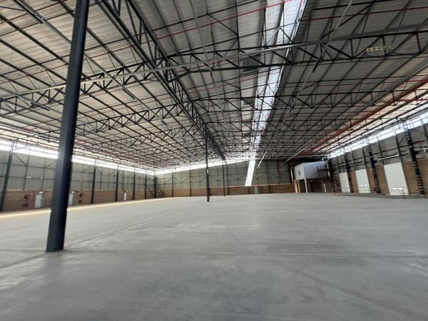 1 910  m² Industrial space