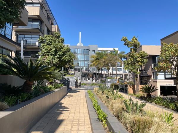 298  m² Commercial space