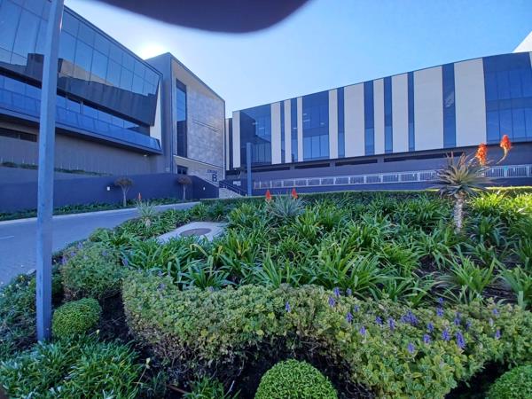 2 612 m² Office Space