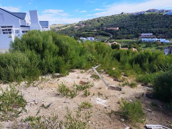 859 m² Land