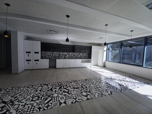 2 496 m² Office Space