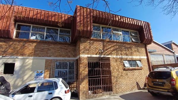 495  m² Industrial space