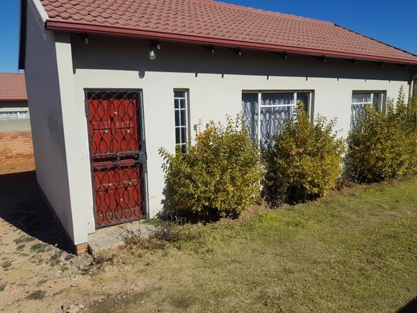 2 Bedroom House