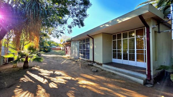 333  m² Commercial space