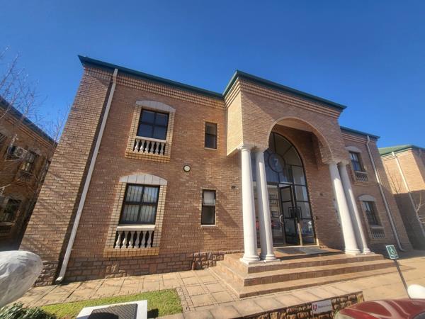 300  m² Commercial space