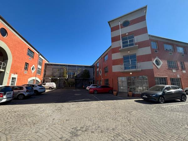 291  m² Commercial space