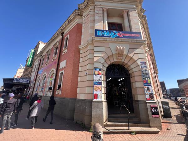 2 446 m² Commercial space