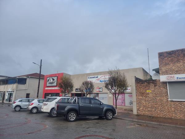 480  m² Commercial space