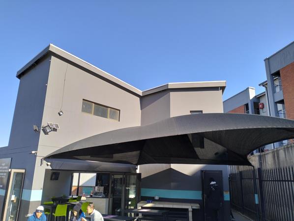 57  m² Commercial space