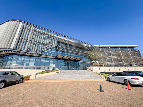 1 497  m² Office Space