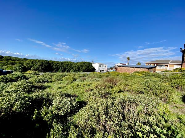 952 m² Land