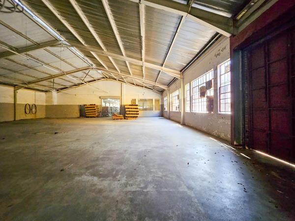 700 m² Commercial space