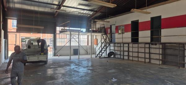 245  m² Industrial space