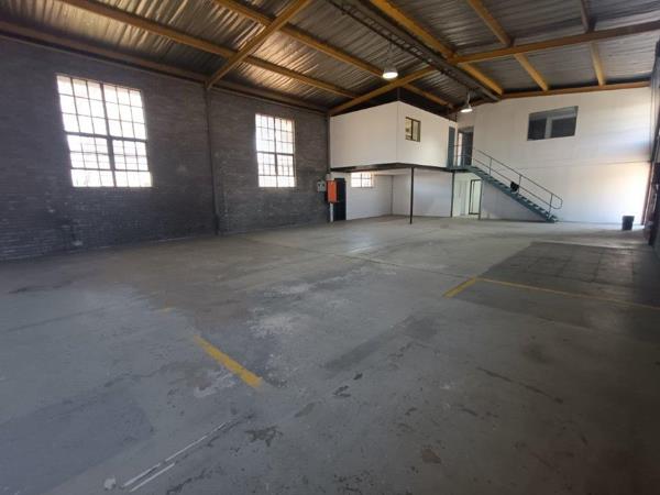 346  m² Industrial space