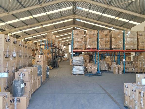 1 500  m² Industrial space