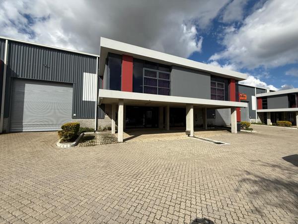 684  m² Industrial space