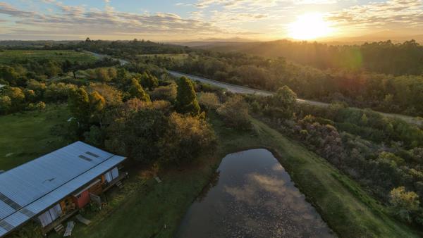 3.2 ha Smallholding