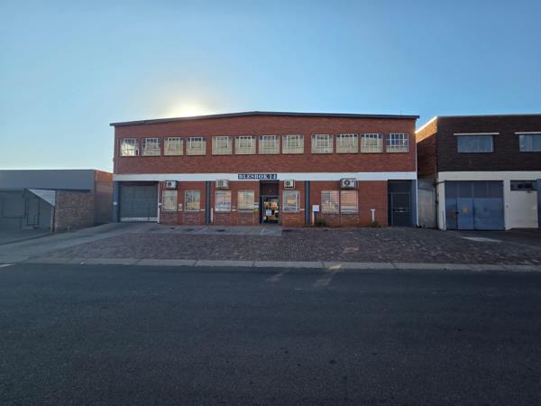 665  m² Commercial space