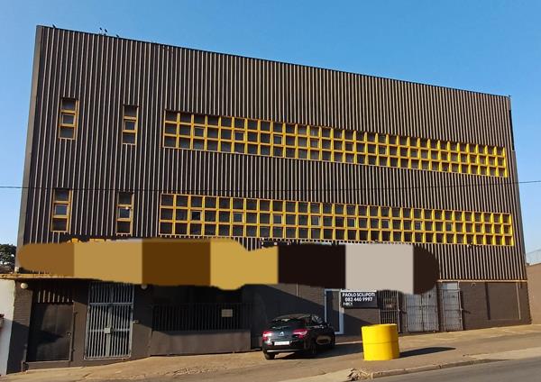 3 000  m² Industrial space