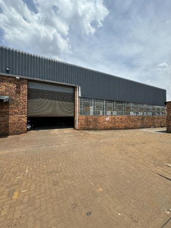 600  m² Commercial space