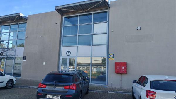 175  m² Office Space